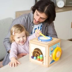 Motorikwürfel Aus Holz In Bunt -Kinder Produkte Geschäft iggy motorikwurfel aus holz in bunt 6